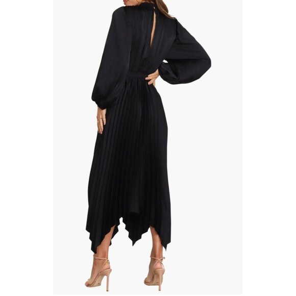 Petal & Pup Black Asymmetrical Dress - Picture 9 of 12